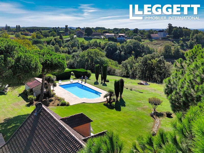 Property photo 1 of 10