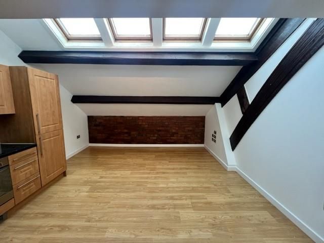 Property photo 3 of 11 Open Plan Lounge/Kitchen