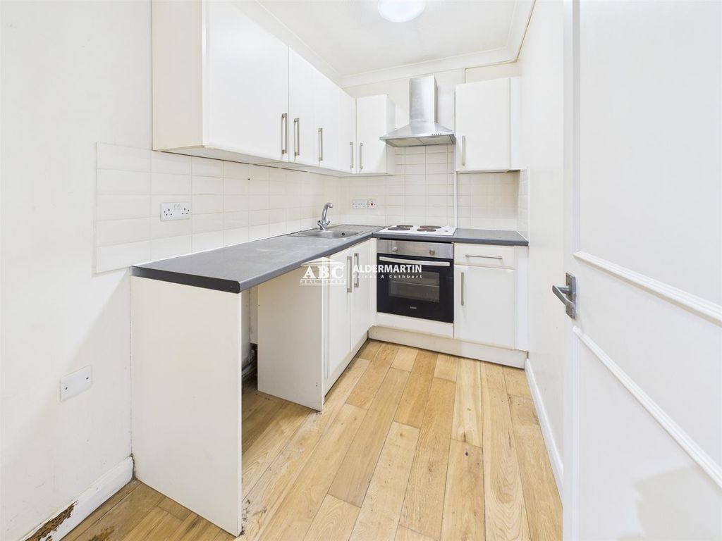 Property photo 3 of 5 Cam03827G0-Pr0095-Still004.Jpg