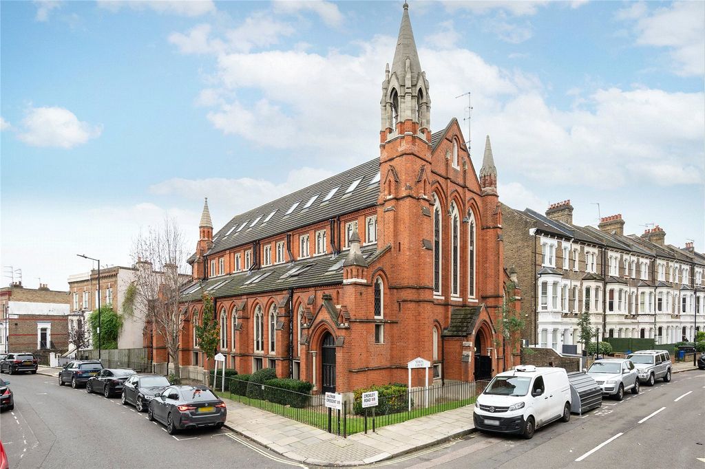 Property photo 1 of 12 Floorplan