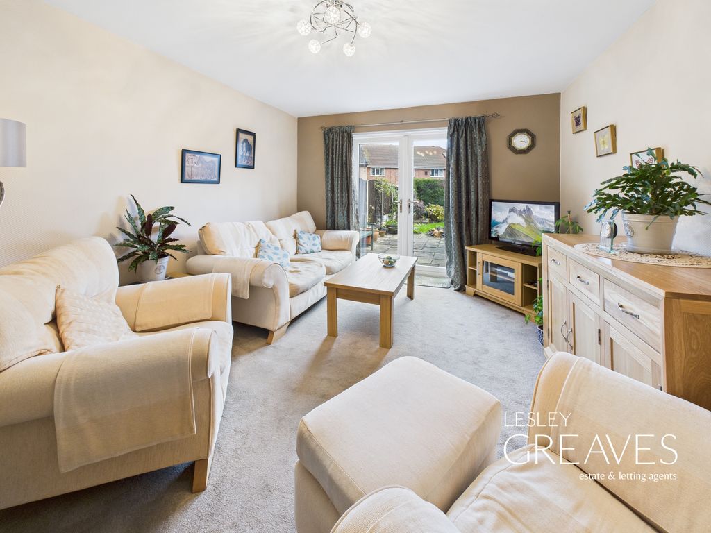 Property photo 2 of 14 Living Room