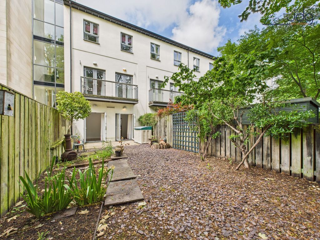 Property photo 1 of 23 Welcome To The Roundhouse