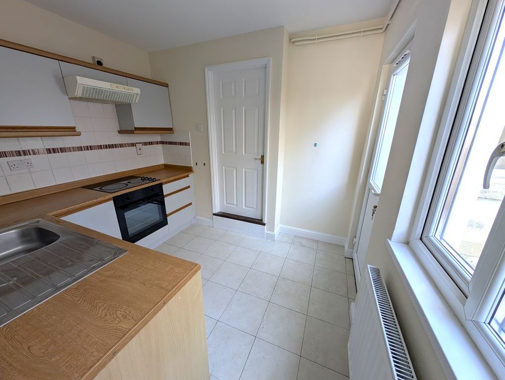Additional image 7 of 2 bed terraced house to rentBartlett Street, Caerphilly CF83