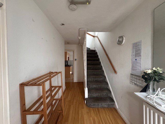 Property photo 3 of 15 Picture No. 02