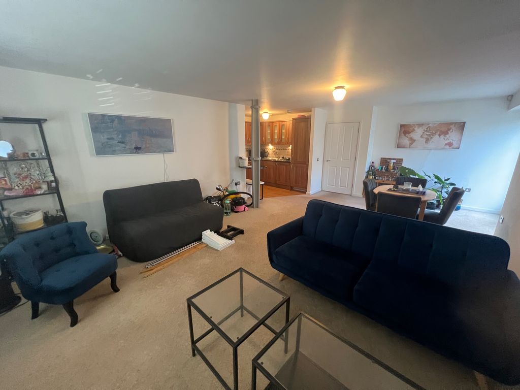 Property photo 3 of 13 Living Room