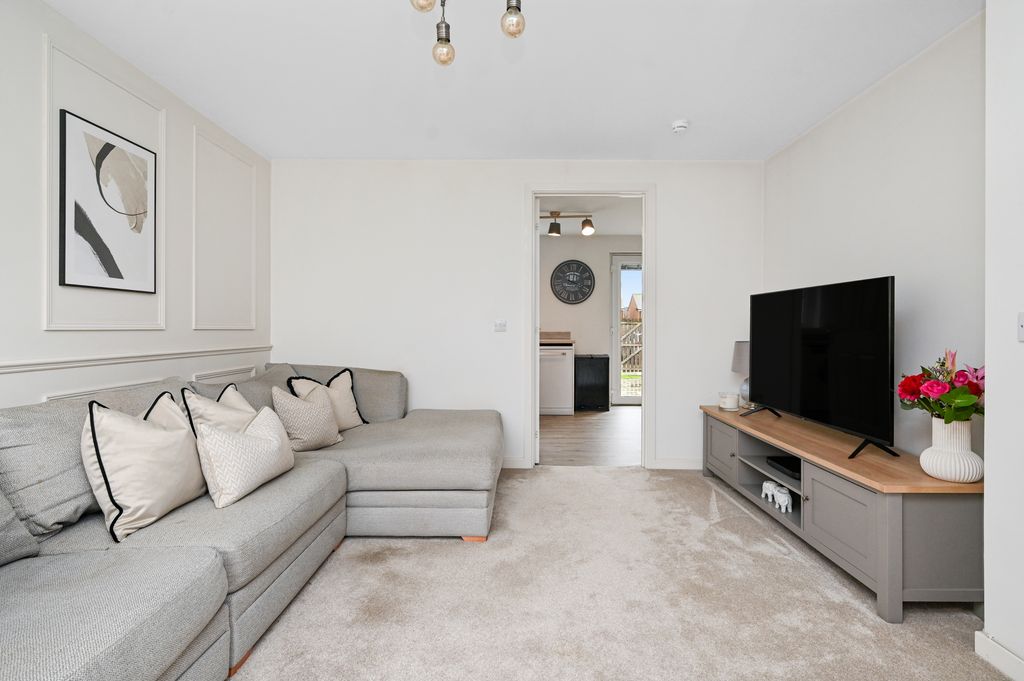 Property photo 3 of 23 Property Image 3