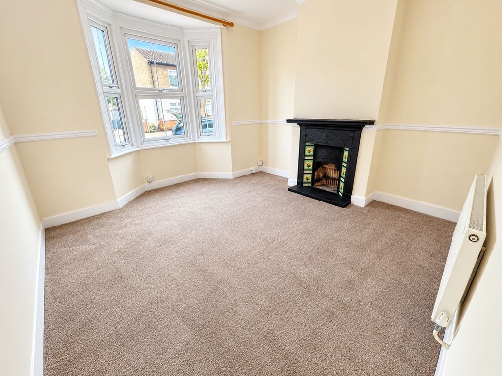 Property photo 3 of 8 Living Room