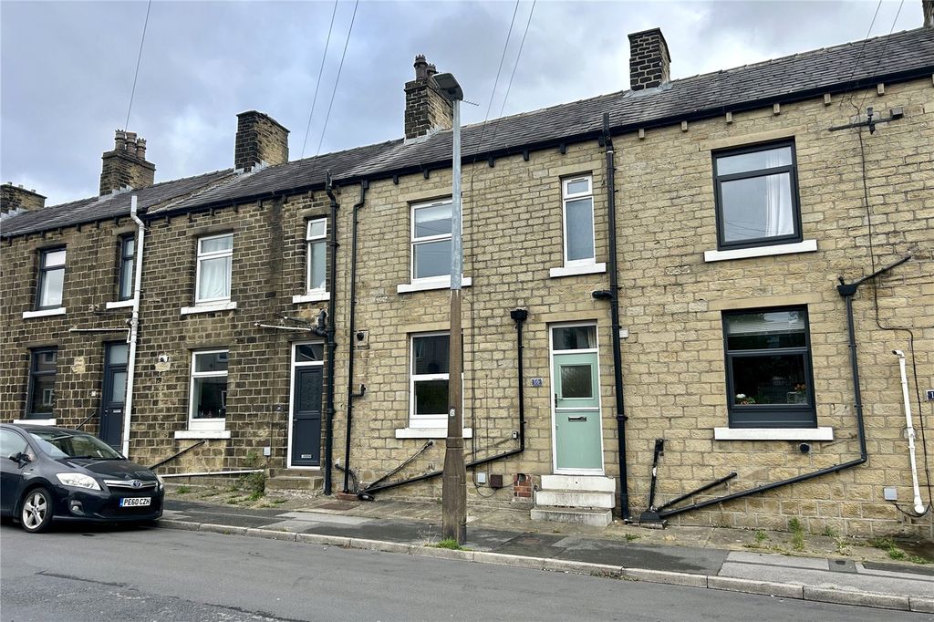 Property photo 1 of 13 Front