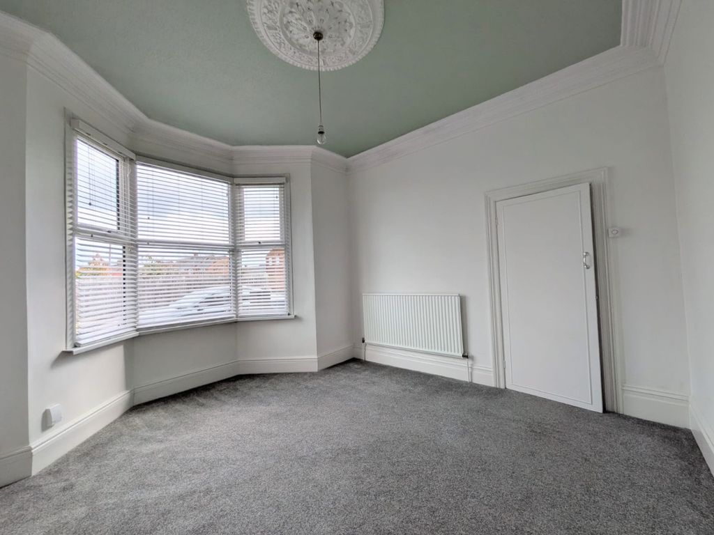 Property photo 2 of 15 21d4Aaac-E264-4E42-927c-Bc1dc6095A55
