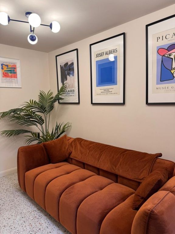 Property photo 2 of 19 9410583.Jpg