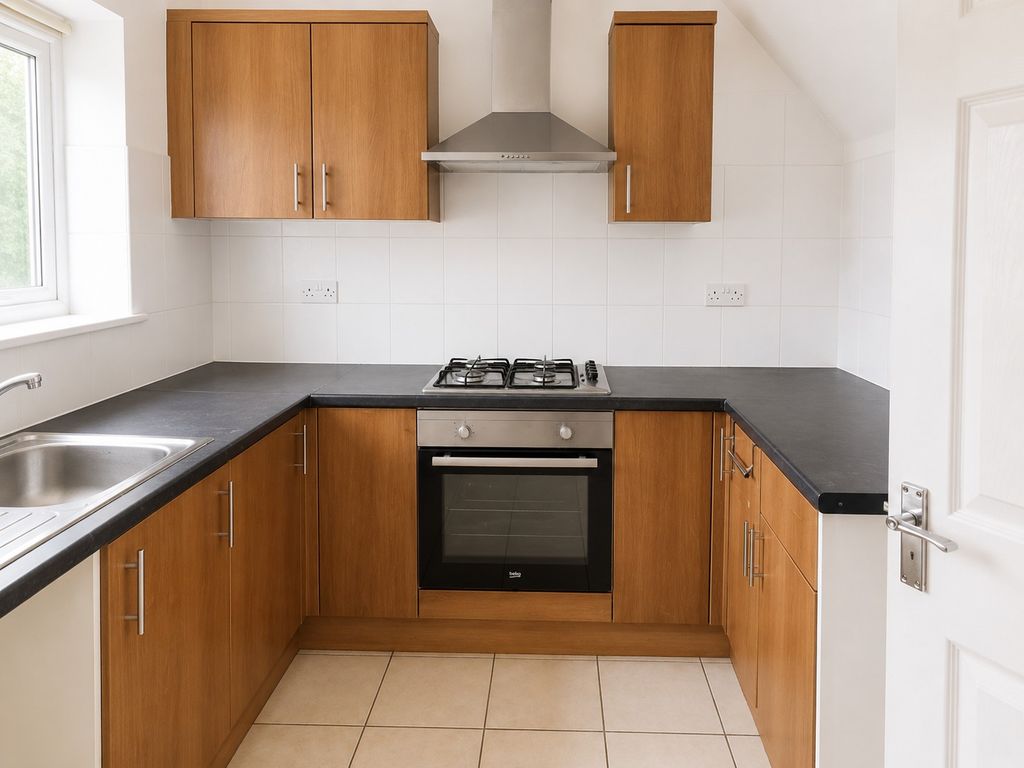 Property photo 2 of 14 Kitchen