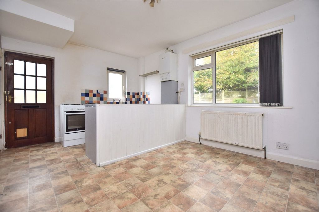 Property photo 3 of 13 Picture No. 11