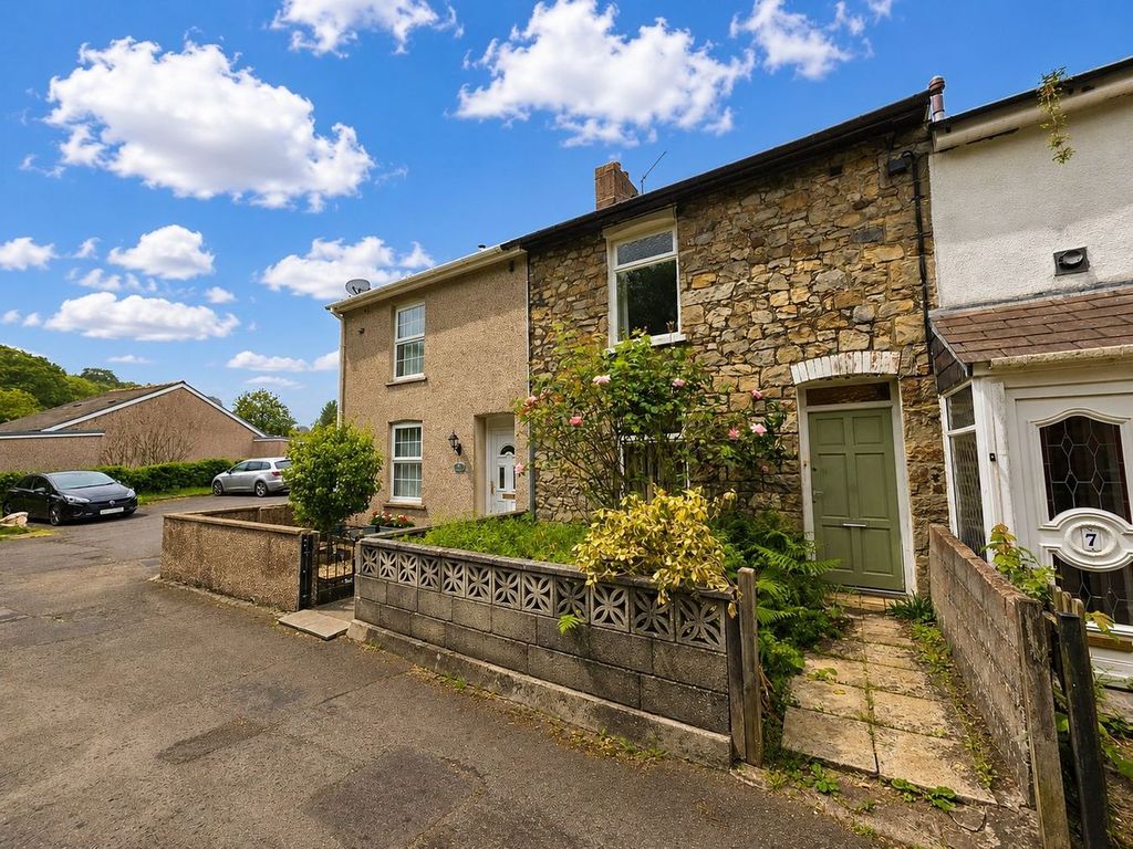 Property photo 1 of 13