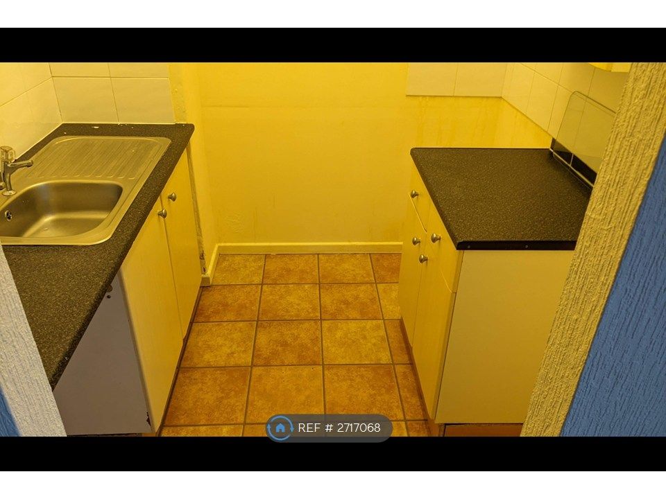 Property photo 3 of 3