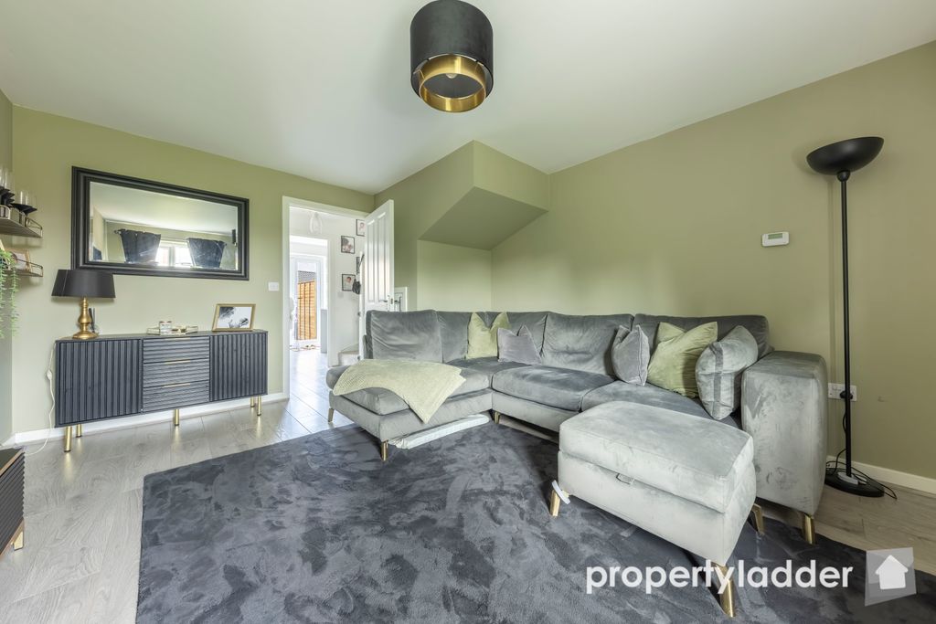 Property photo 2 of 20 Pl-2