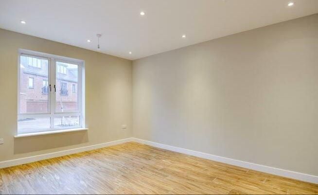 Property photo 2 of 8 3.Jpg