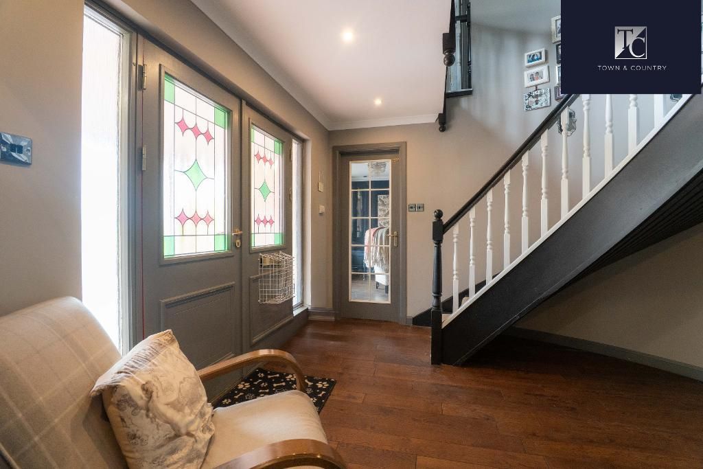 Property photo 2 of 48