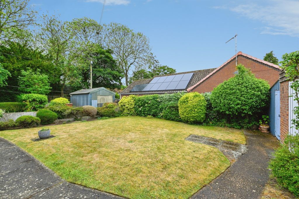 Property photo 2 of 19