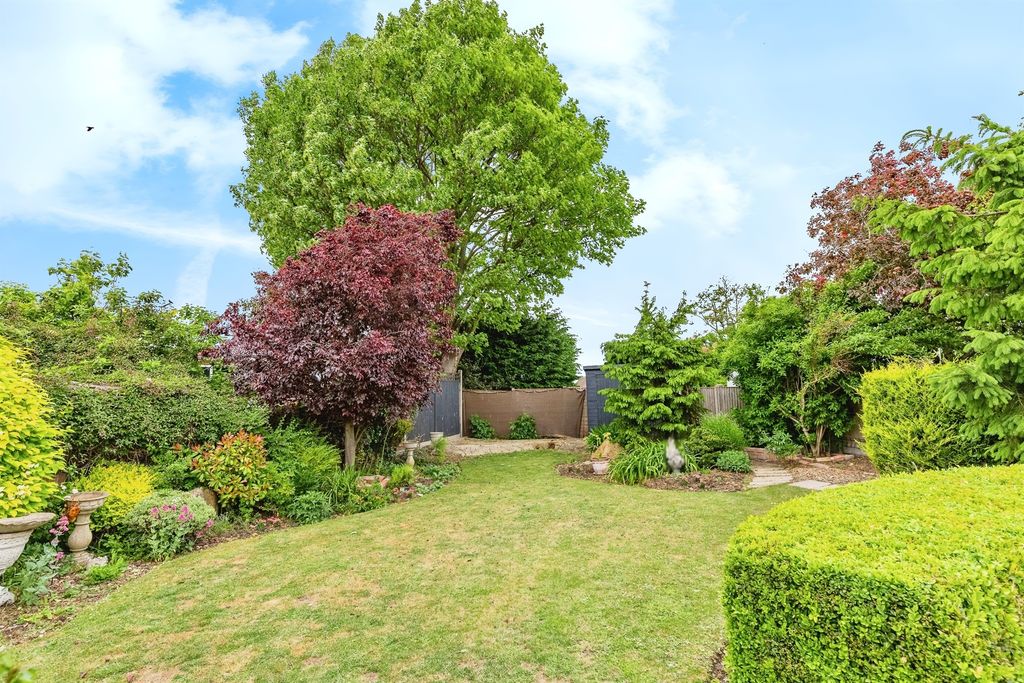 Property photo 3 of 17