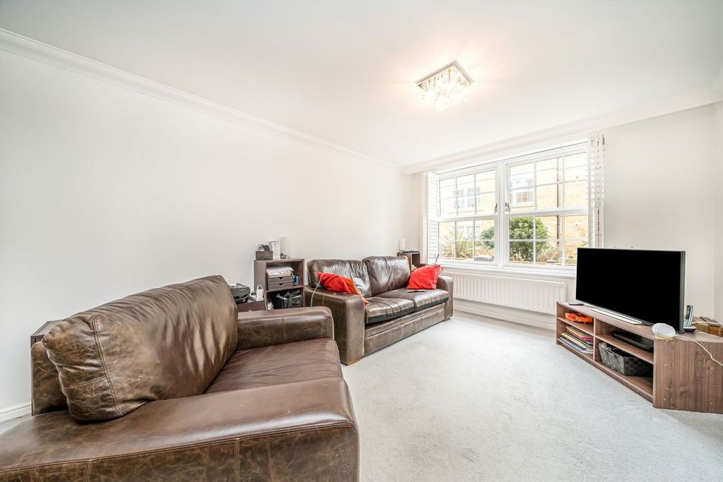 Property photo 2 of 5