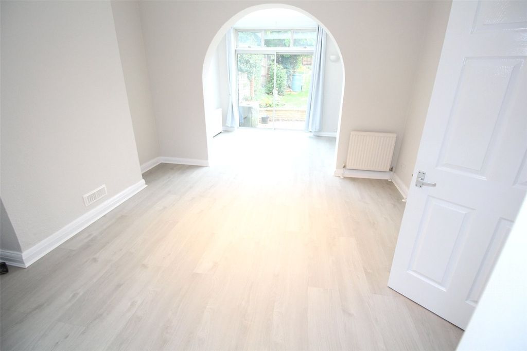 Property photo 2 of 13 Picture No. 02