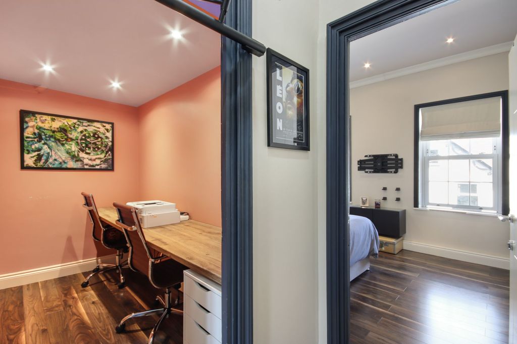 Additional image 6 of 3 bed maisonette for saleHigh Street, Edenbridge TN8