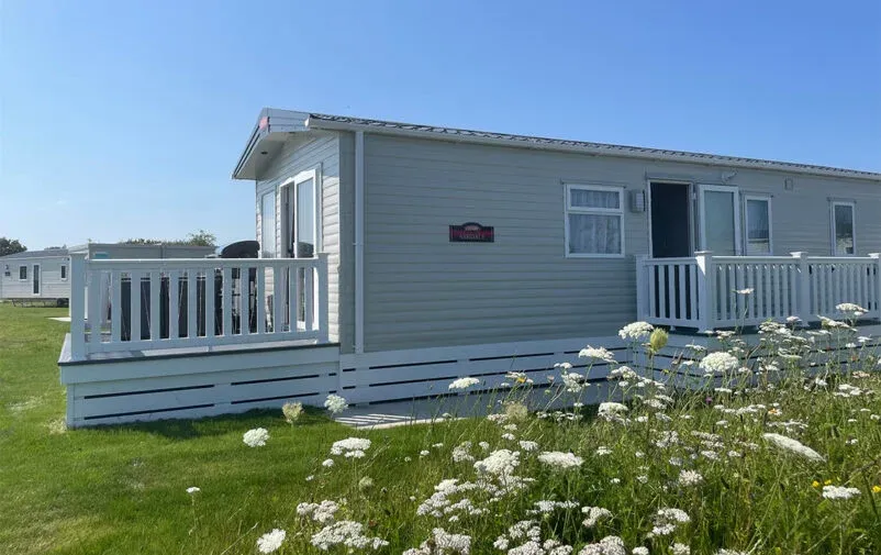 Property photo 1 of 7 Img 2516 Edit Web 802x505 F50 50