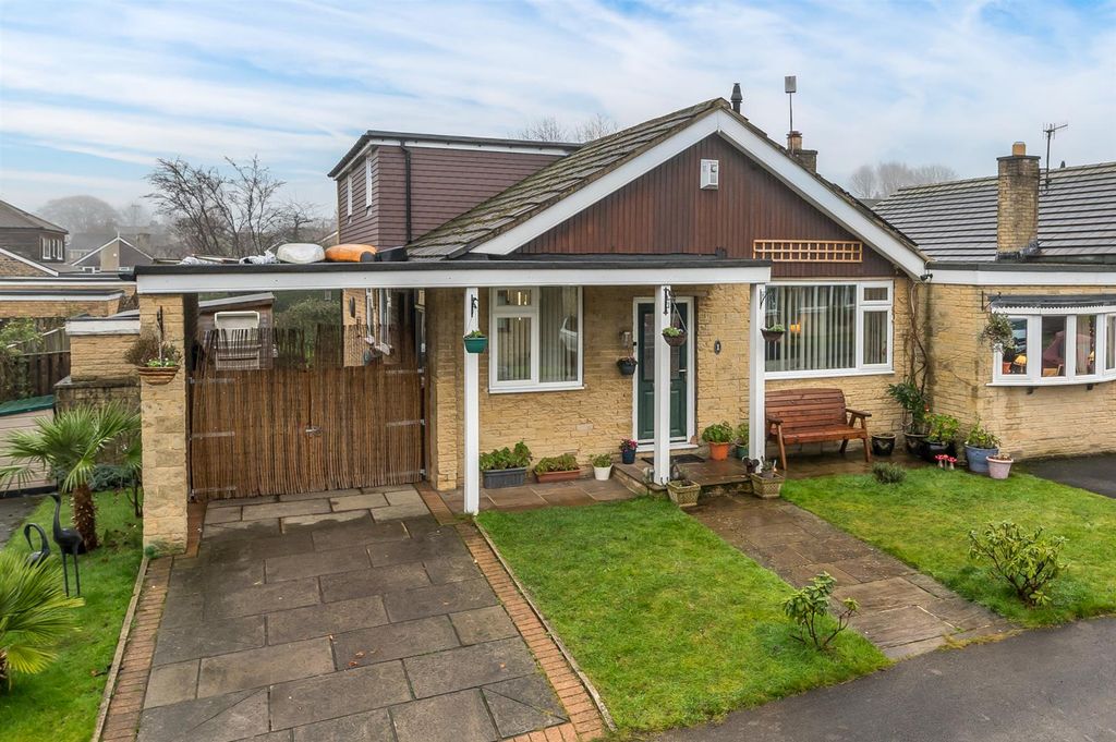 Property photo 1 of 29 Park Square