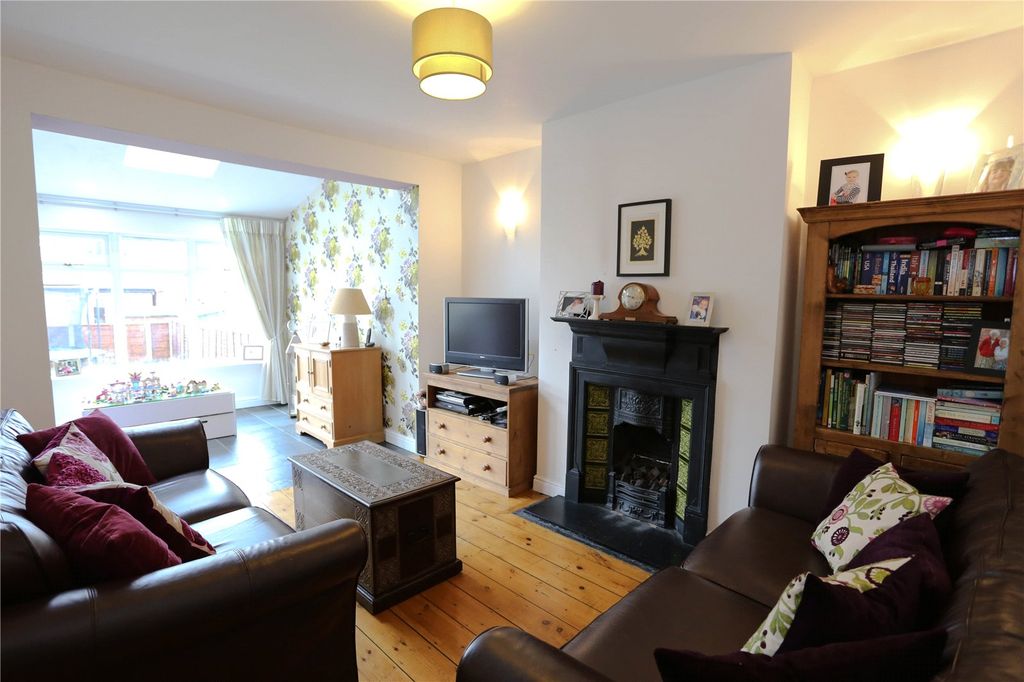 Property photo 2 of 15 Picture 2