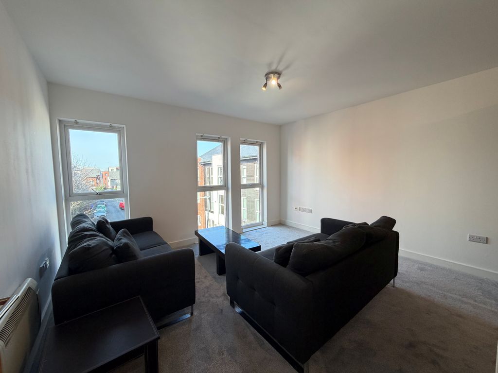 Property photo 3 of 7