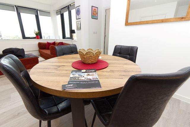 Property photo 2 of 10 Dining Area