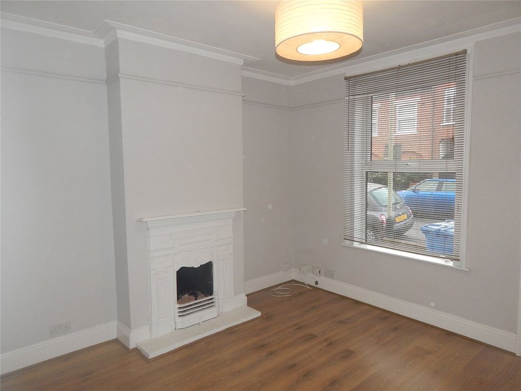 Property photo 3 of 7 Sitting Room