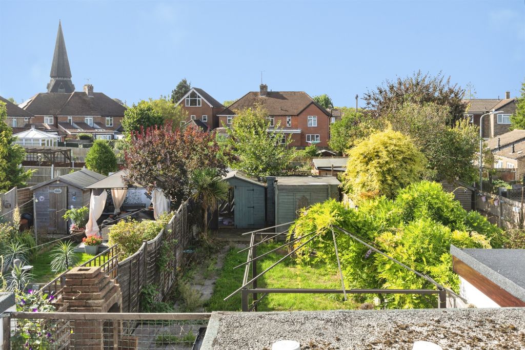 Property photo 2 of 16