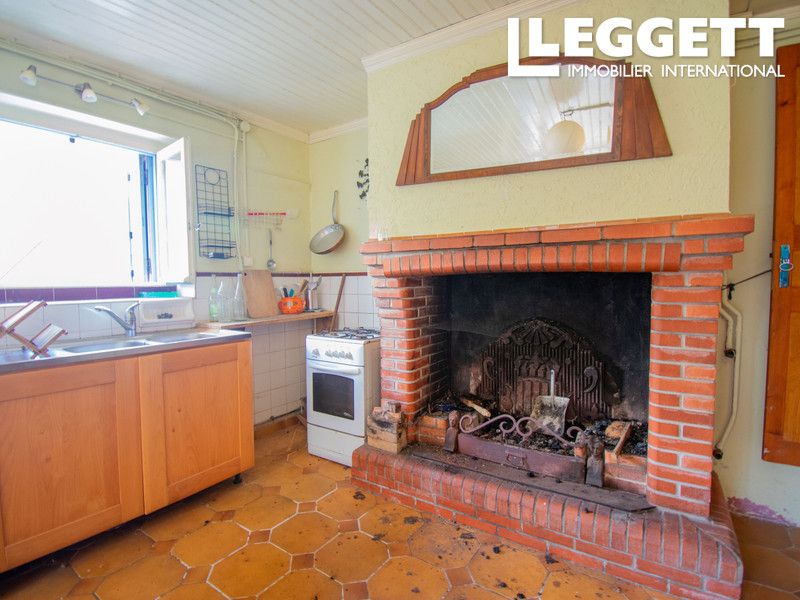 Property photo 3 of 10
