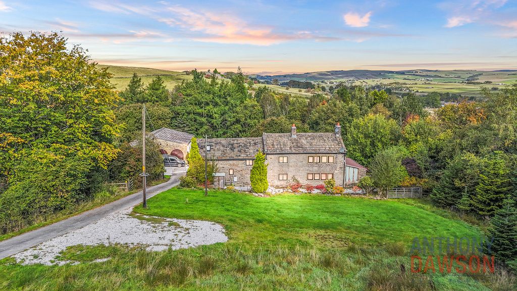 Property photo 2 of 21