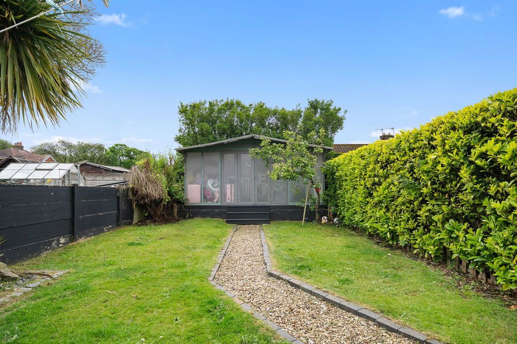 Property photo 3 of 30