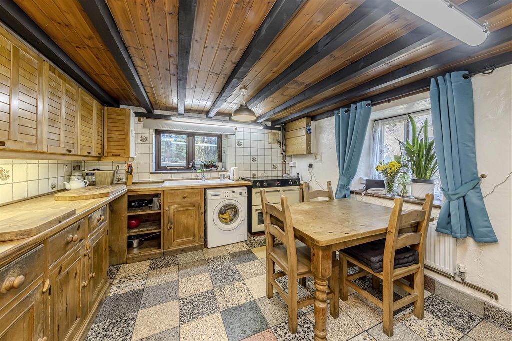 Property photo 3 of 50 Kitchen Diner