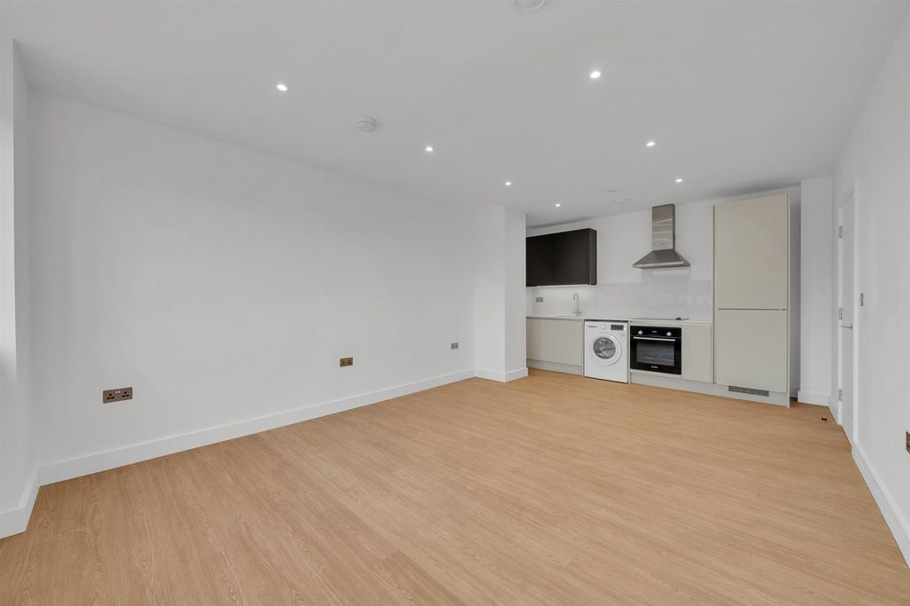 Property photo 1 of 12 Nin00629.Jpg