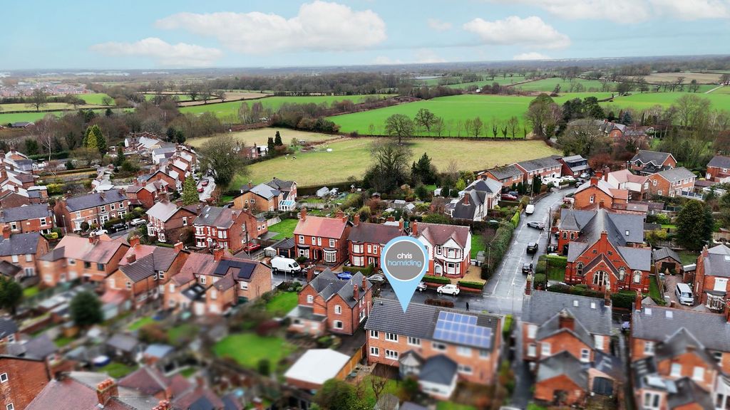 Property photo 2 of 26