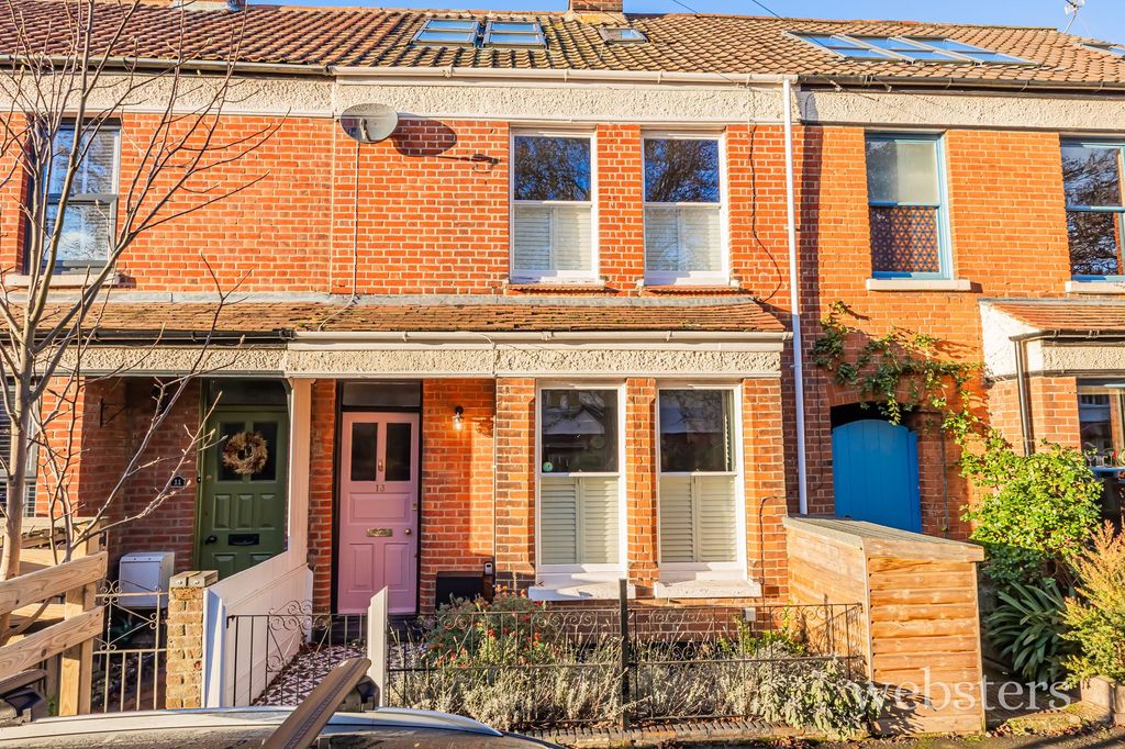 Property photo 1 of 19