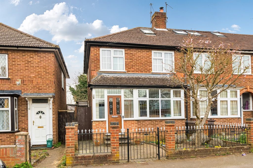 Property photo 1 of 18