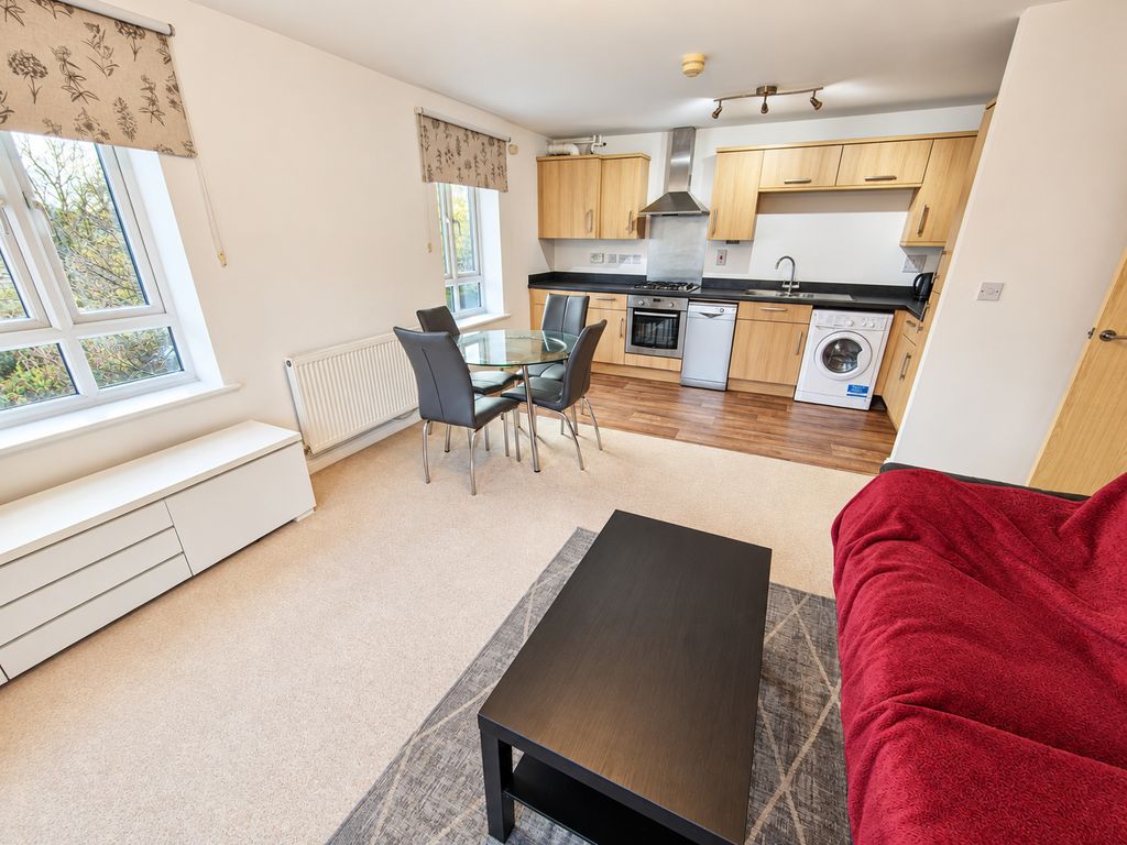 Property photo 3 of 11 Lounge/Dining Room