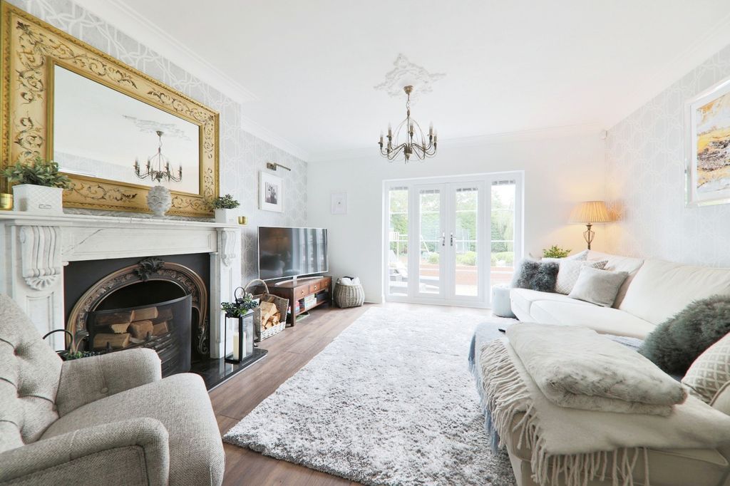 Property photo 3 of 27 3516127