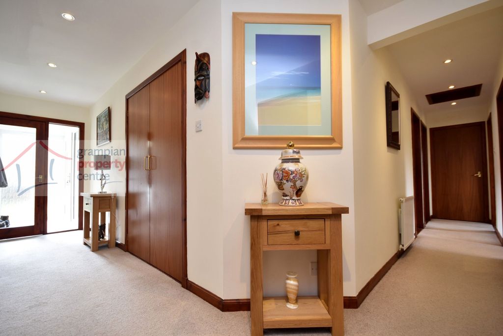Property photo 2 of 26 H1.Jpg