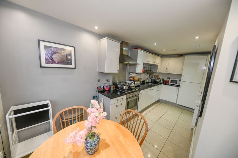 Property photo 2 of 13 Photo 5