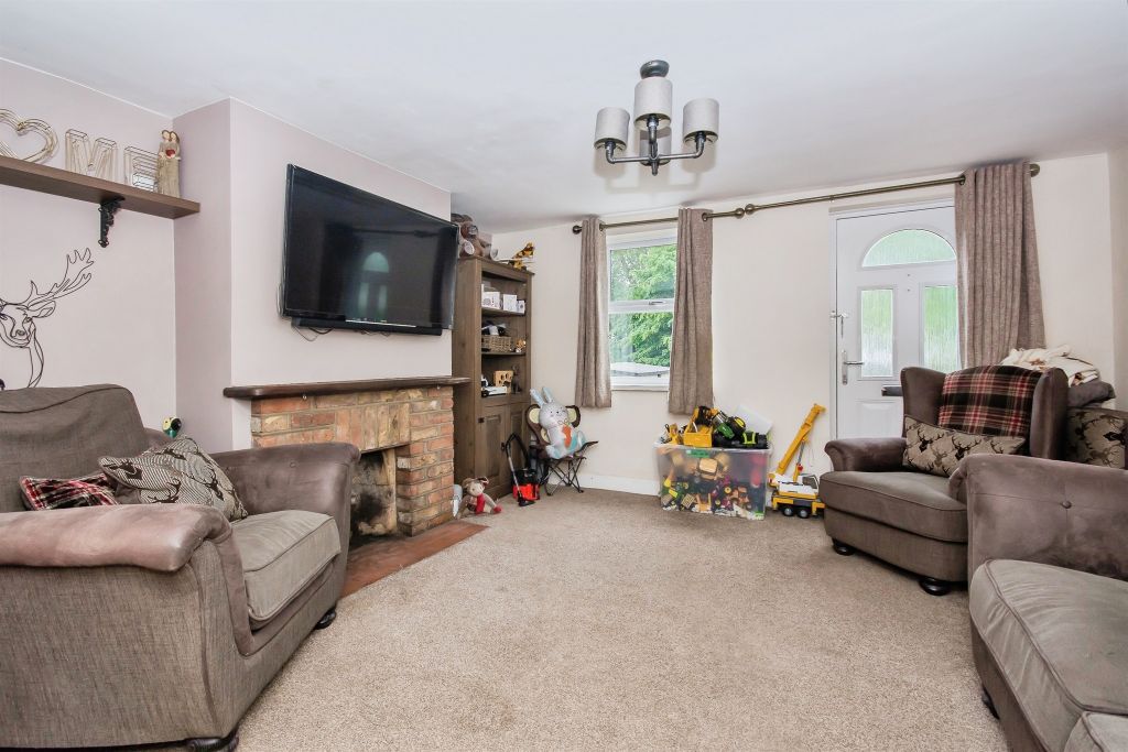Property photo 3 of 16