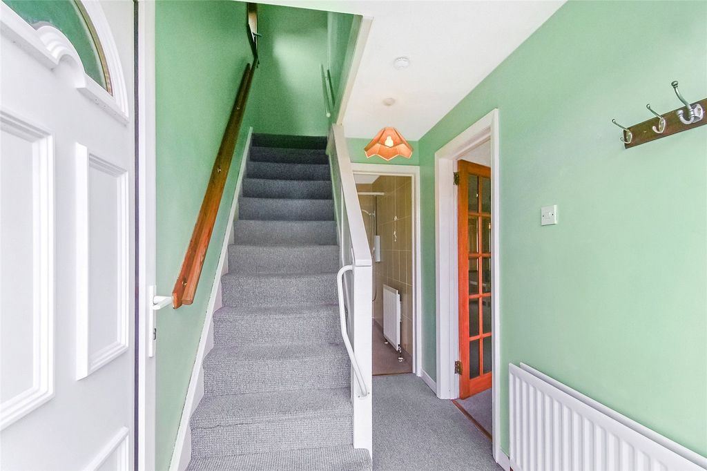 Property photo 2 of 12 Hallway