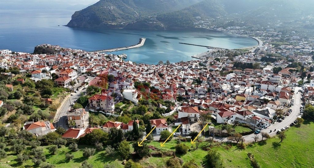 Property photo 2 of 24