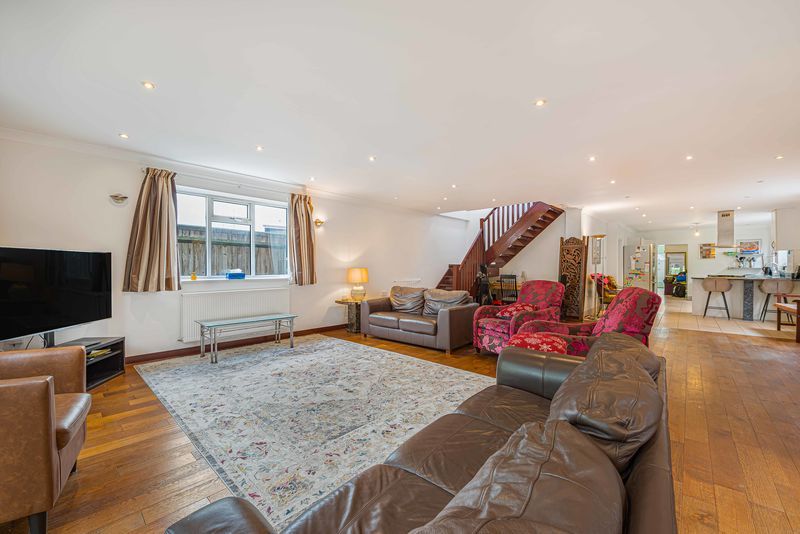 Property photo 2 of 29 Photo 18