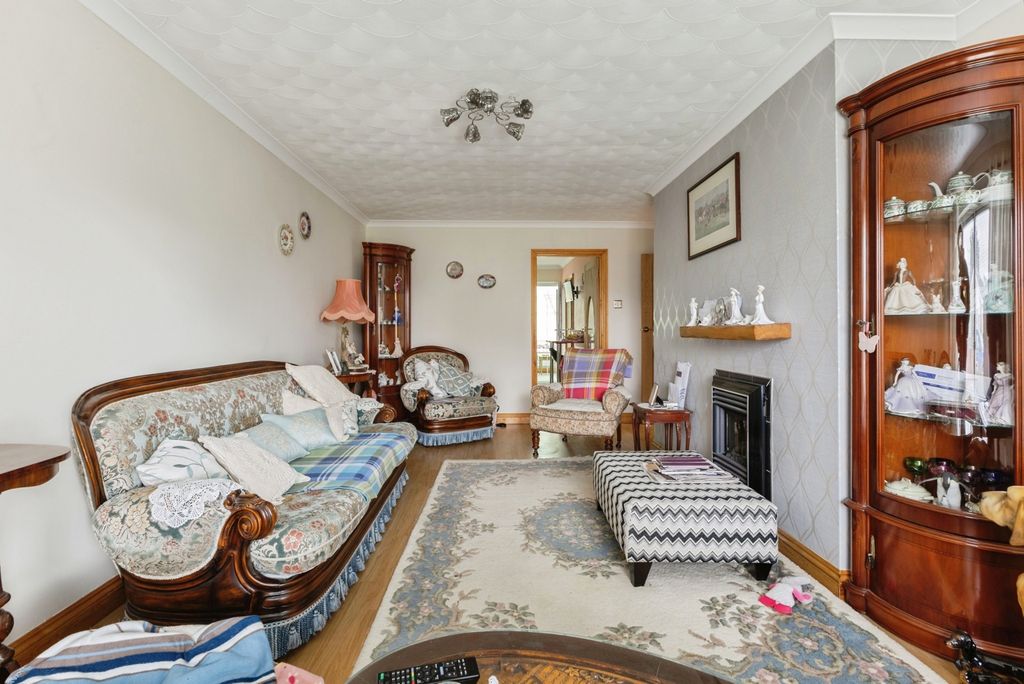 Property photo 3 of 14 Pbox-Img.Jpg